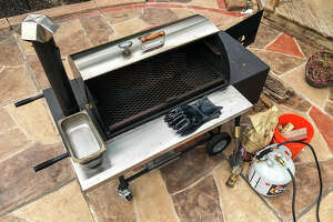 Smoking barbecue? Top reasons for using a water pan.