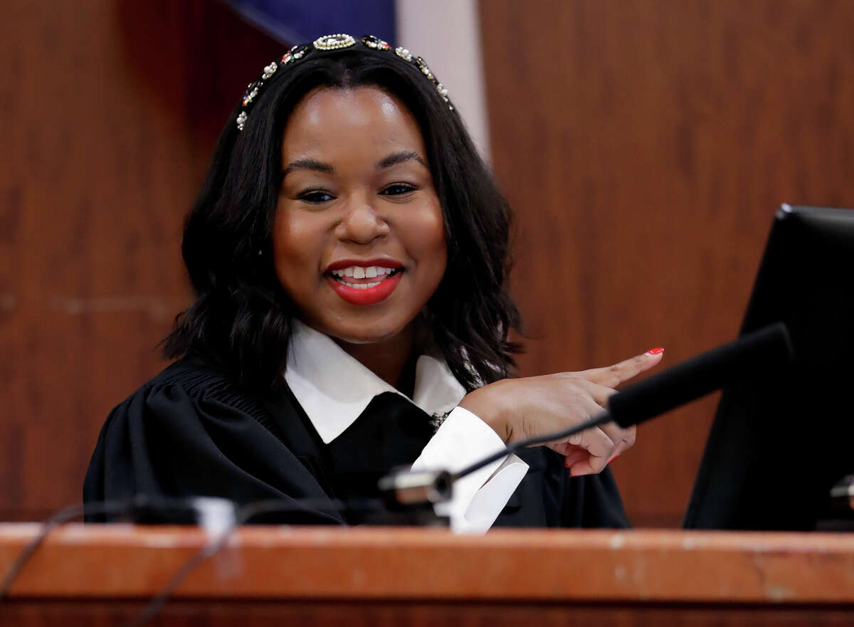 female judge in courtroom