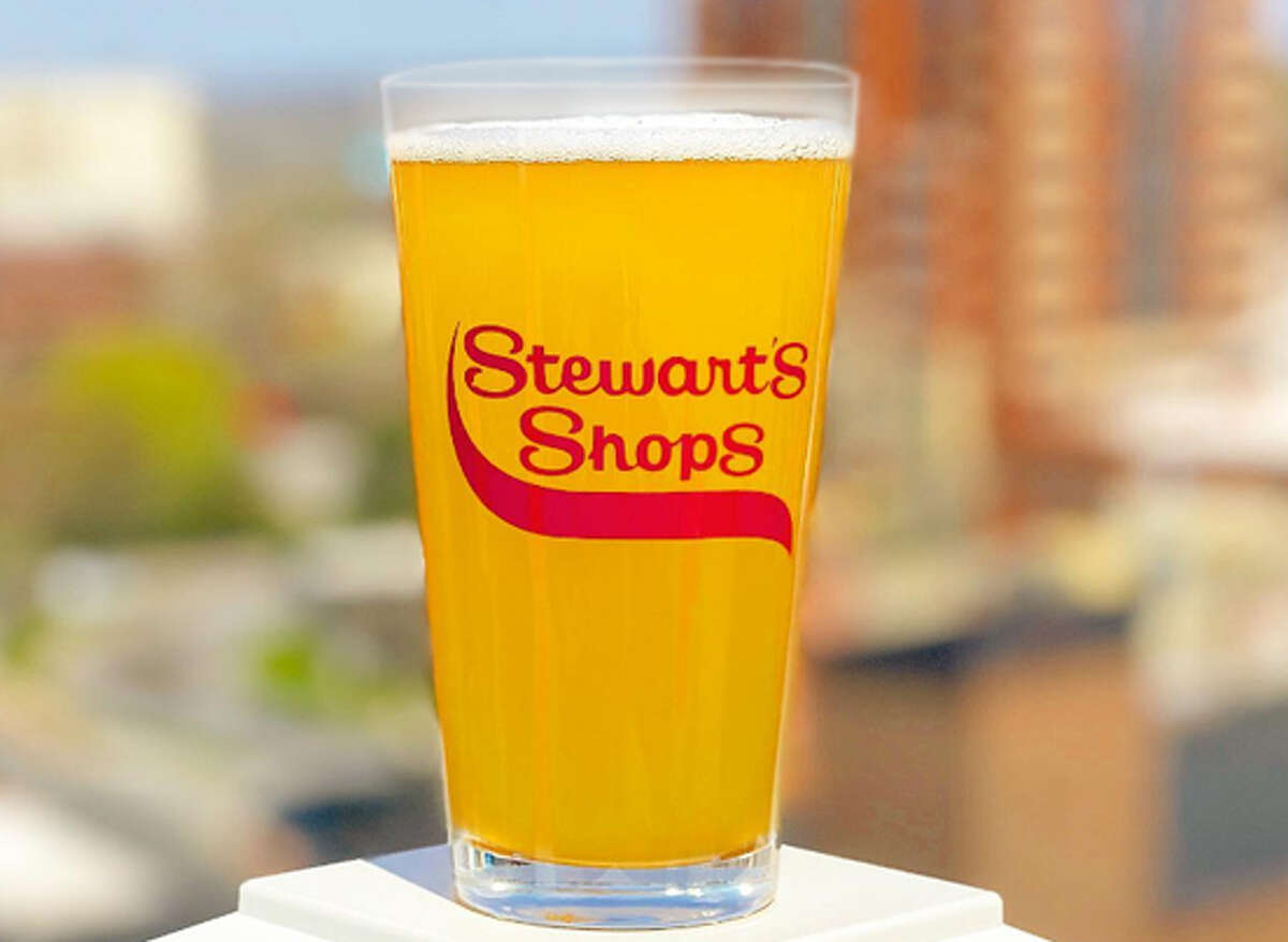 Stewart’s Shops has announced the latest merch to drop on Stewart’s online shop. Here is their pint glass.