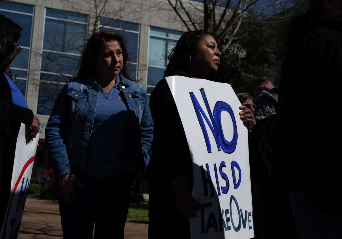 Houston leaders protest possible HISD state takeover of district