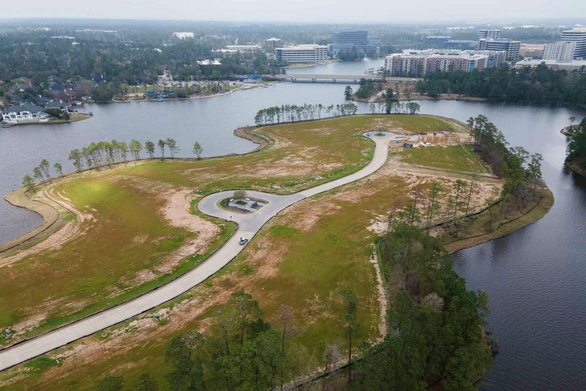 4 new developments have The Woodlands under plenty of construction