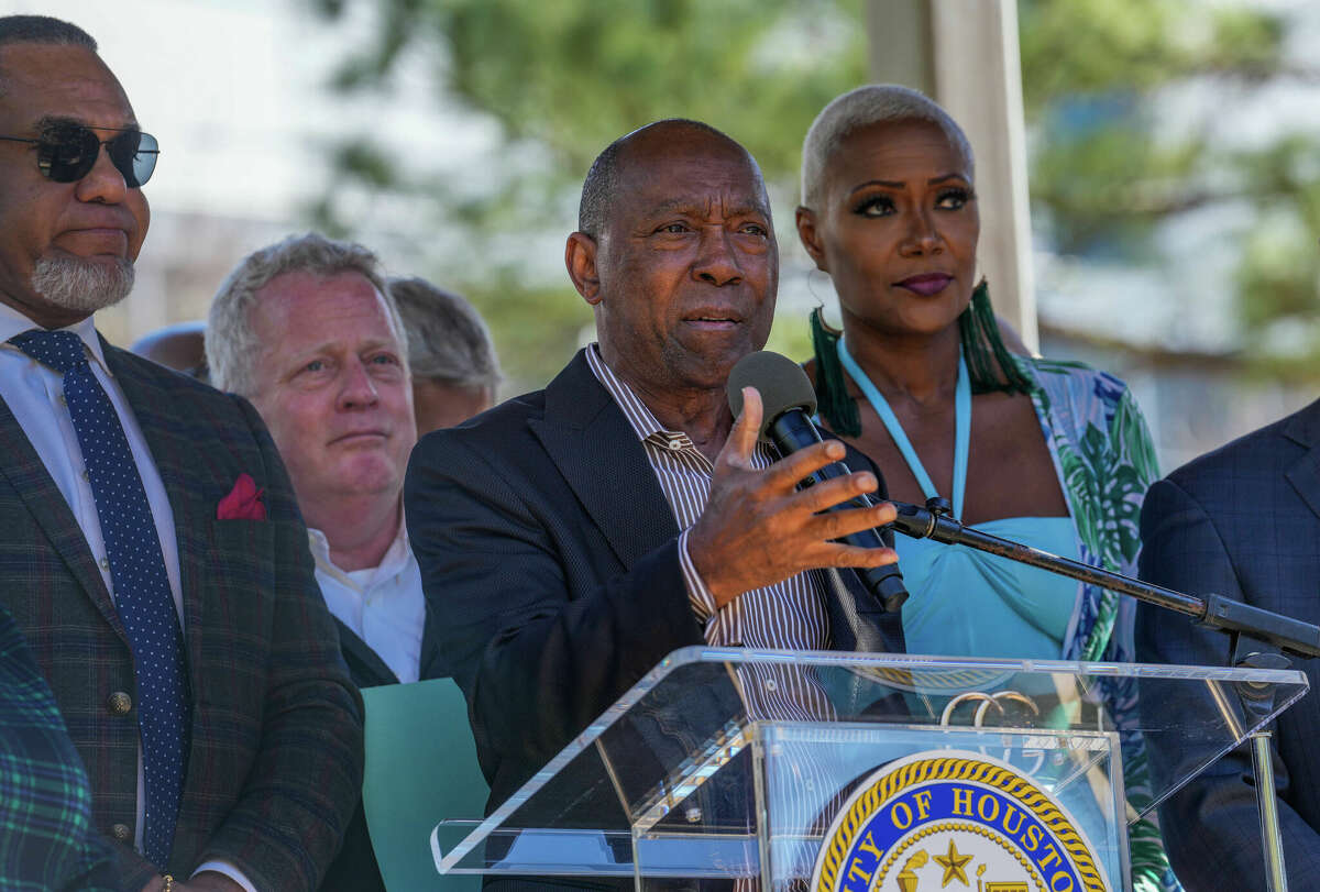 On Friday Mayor Sylvester Turner addressed the spectre of a state takeover looming over Houston ISD, which faces the prospect of implementing a closure or having its leadership restructured.