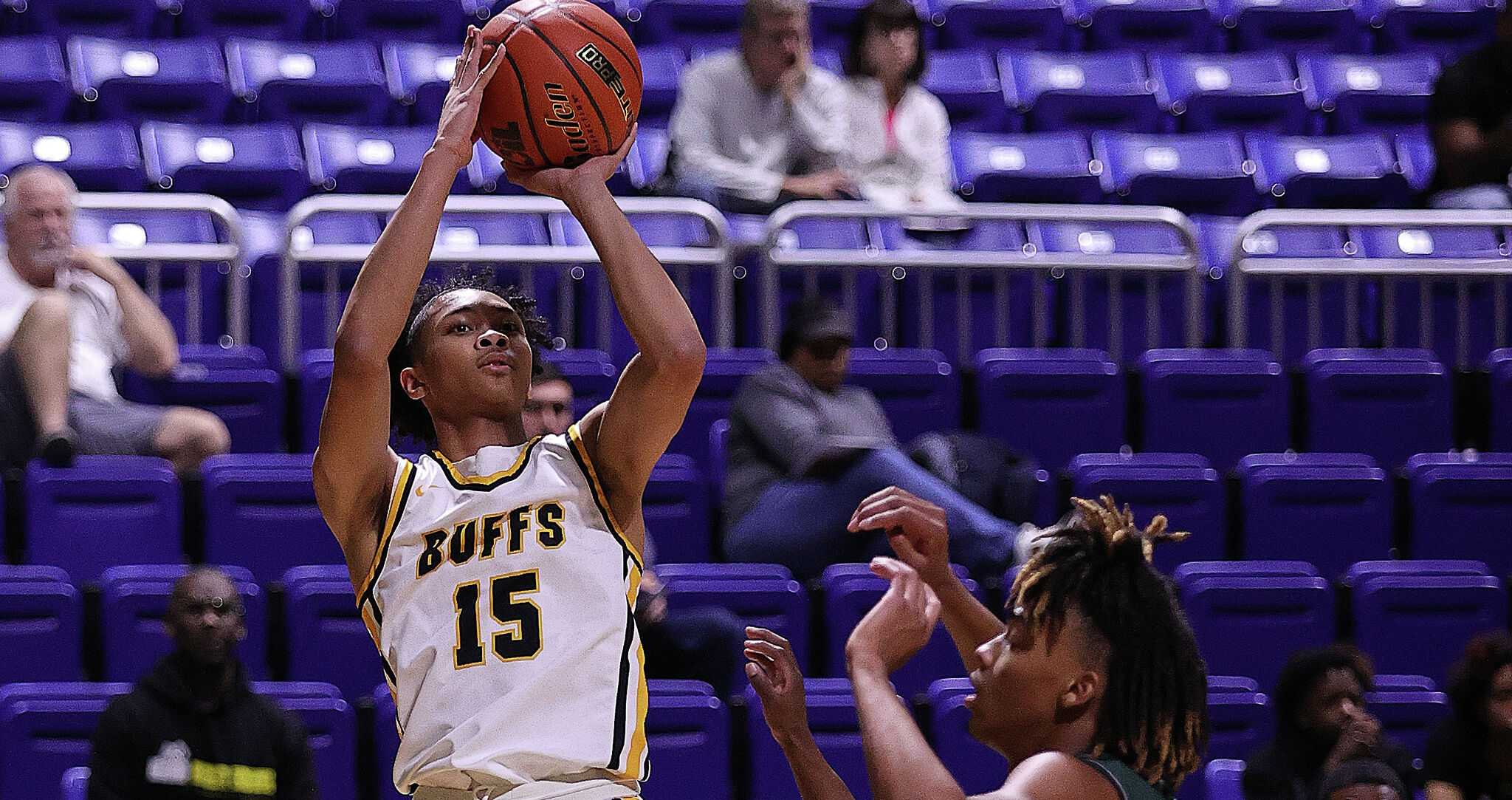 Fort Bend Marshall Buffalos top Rudder Rangers for playoff win