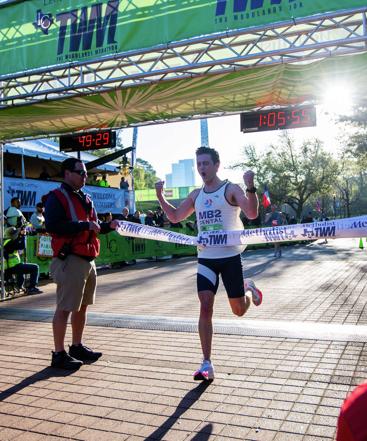 Hiley, Zuñiga take home championships at The Woodlands Marathon