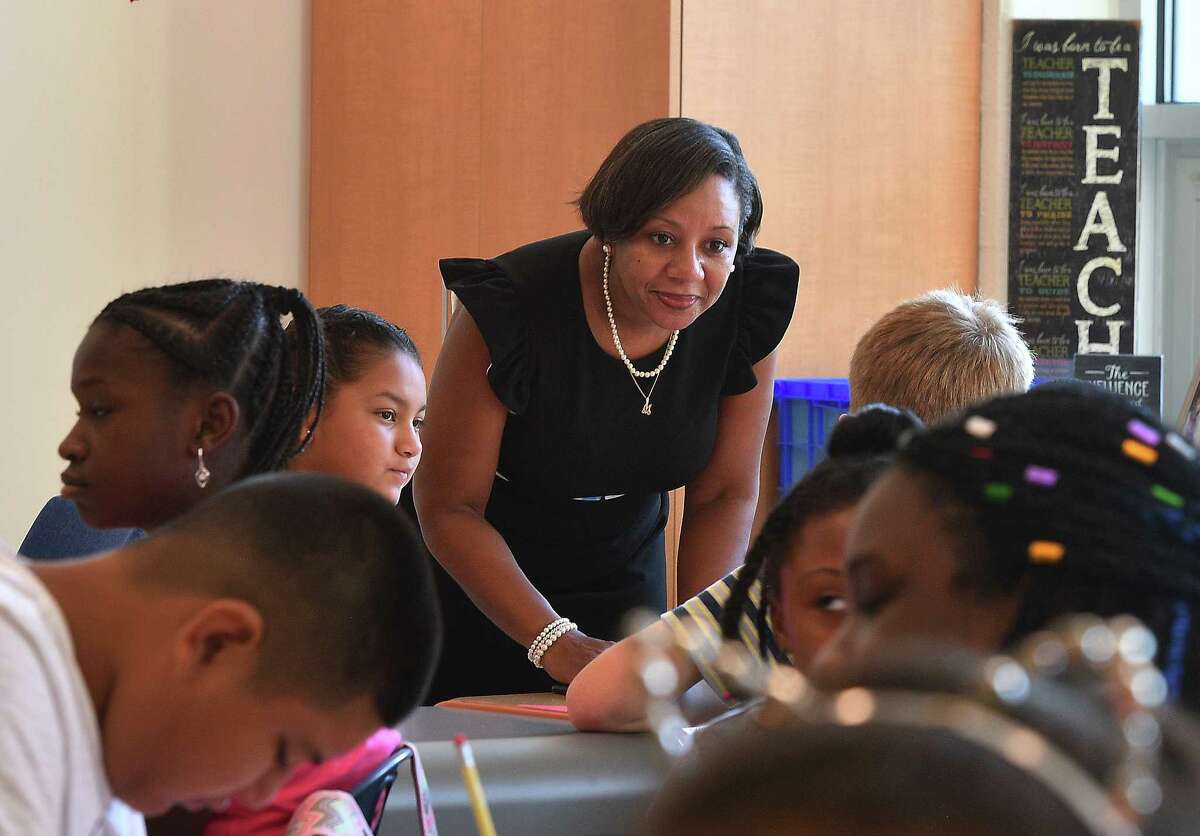 Monica Goldson, two months after she became interim schools chief in 2018, chats with fifth-graders in a brand-new building at Tulip Grove Elementary School in Bowie.