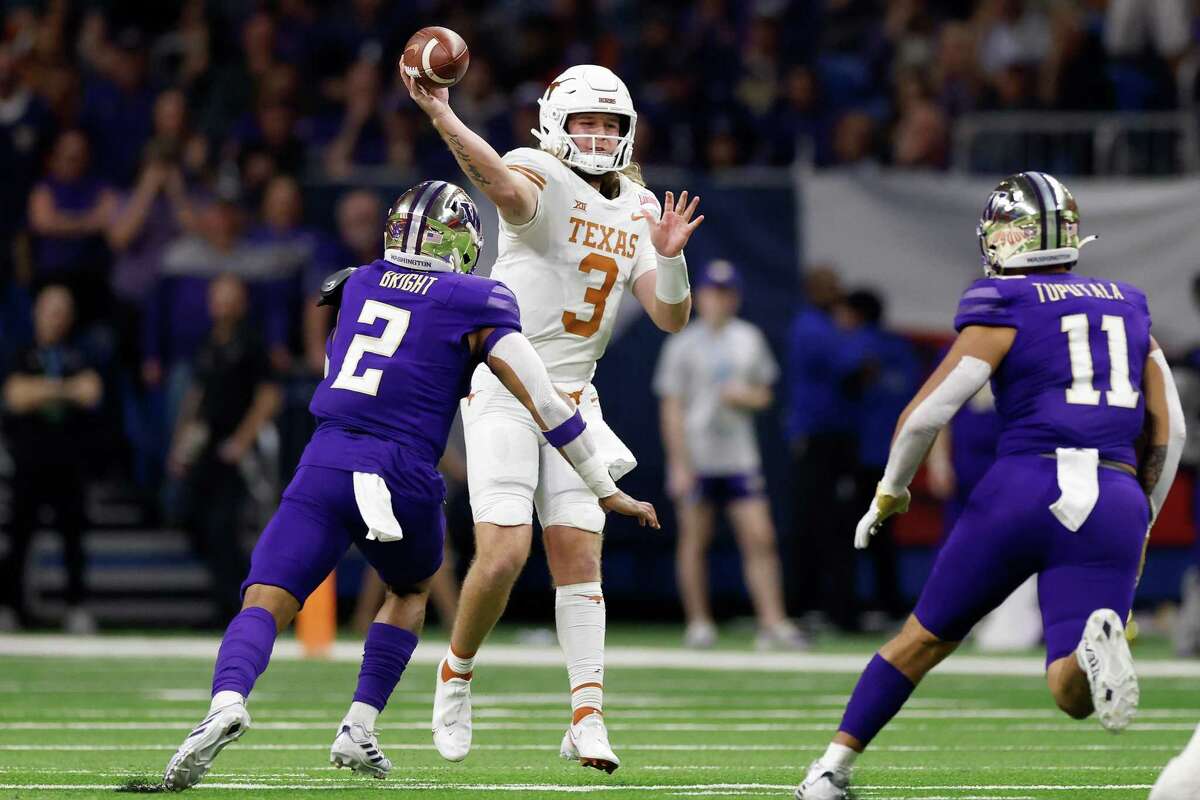 Quarterback Arch Manning will play college football at Texas