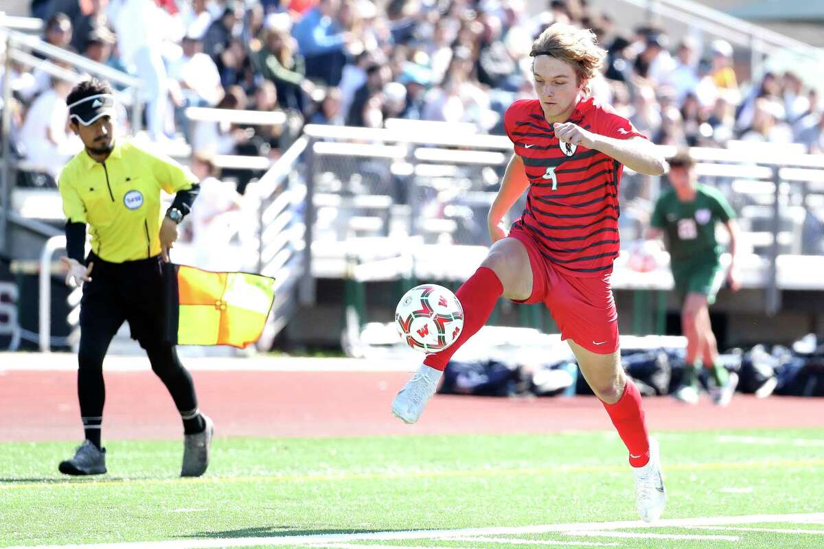 Patryk Jankowski and The Woodlands remain No. 1 in this week's Houston area boys soccer power rankings.