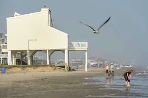 Bill would give Texas landowners the edge in beach access fights
