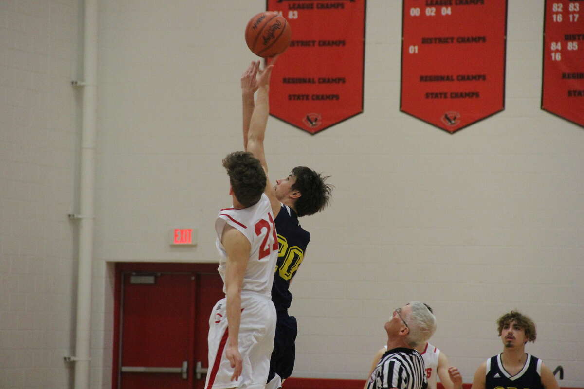 Both Deckerville and CPS boys' grabbed wins on Monday night, advancing them to the semi-final round of districts against Peck and Ubly on Wednesday. 