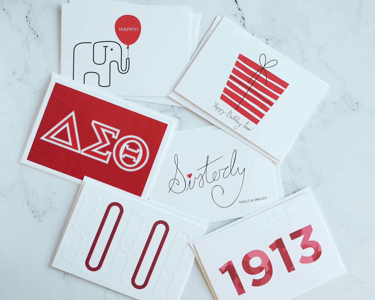 Freckled Jane INK provides graphic design services, including logo design, apparel design, product design, and branding. Its owner, Jane Smith, worked with SCORE to help her business thrive. 