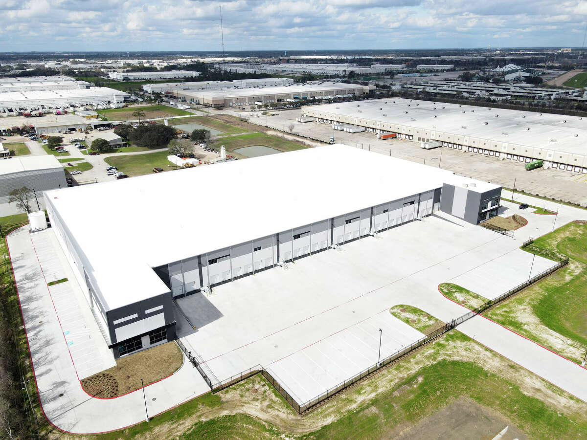 Stream Realty Partners is offering leases ranging from 70,000 square feet to nearly 156,500 square feet in its Raceway Northwest Distribution Center development at 9707 Fairbanks North Houston Road. 
