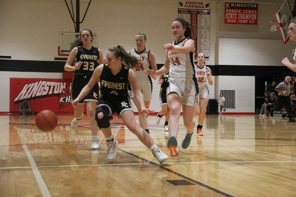 The Ubly Bearcats girls' basketball team fell just short, losing to Clarkston Everest Collegiate 32-27 on Tuesday in the regional semi-finals. 