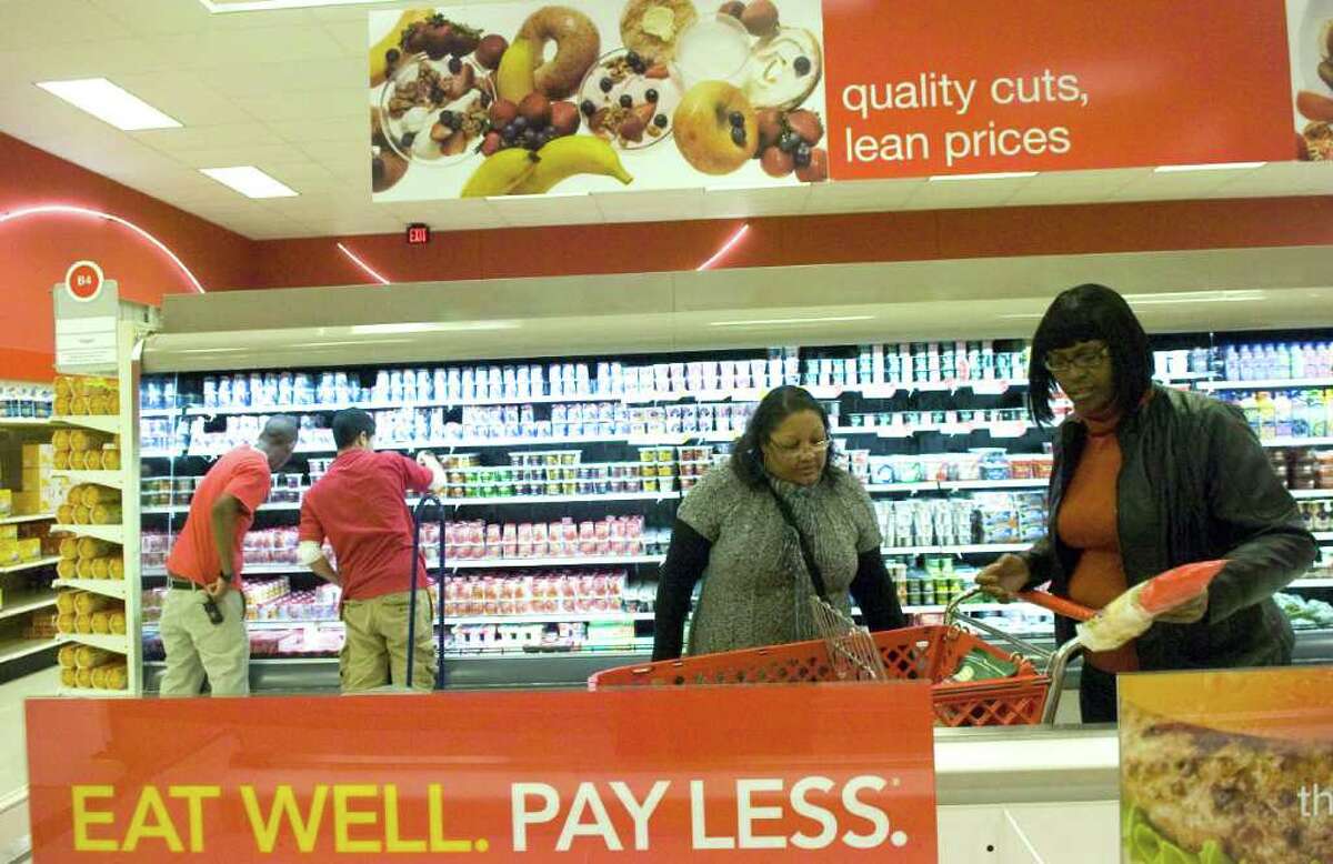 Fresh food arrives downtown Target unveils expanded grocery section