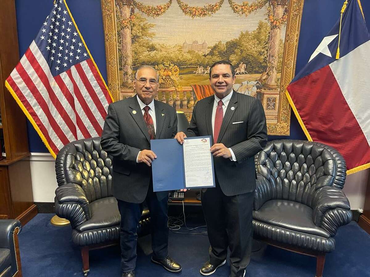 A Laredo delegation held meetings with U.S. Representatives, Senators and federal entities in Washington D.C. from March 6-8 during the 2023 Federal Legislative Trip.