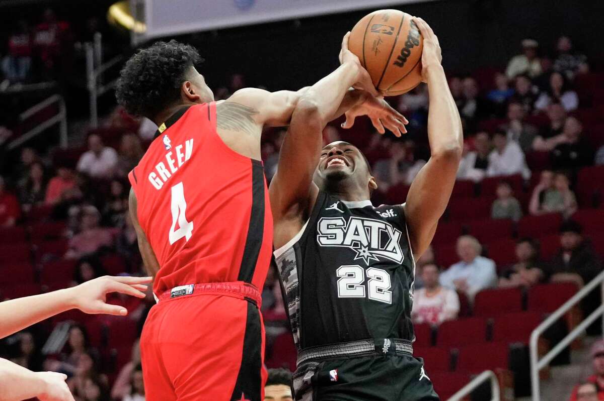 San Antonio Spurs take Ohio State basketball's Malaki Branham with 20th pick  in 2022 NBA Draft 