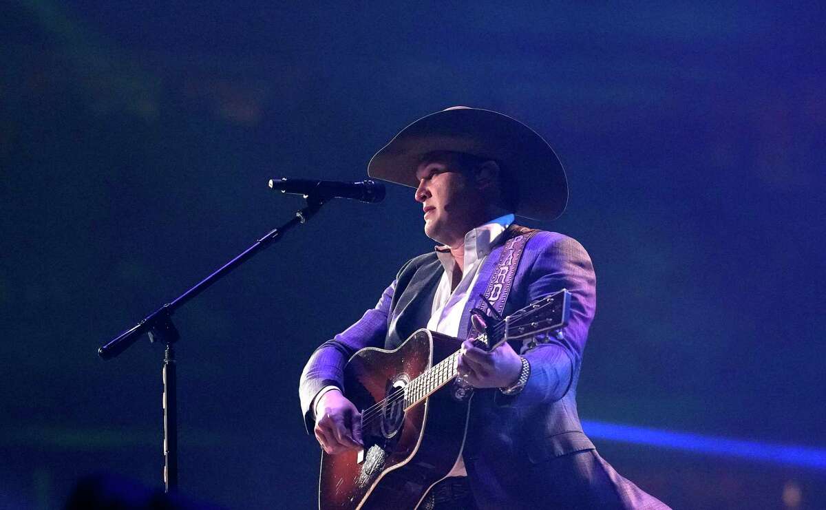 Jon Pardi brings real country back to Houston Rodeo