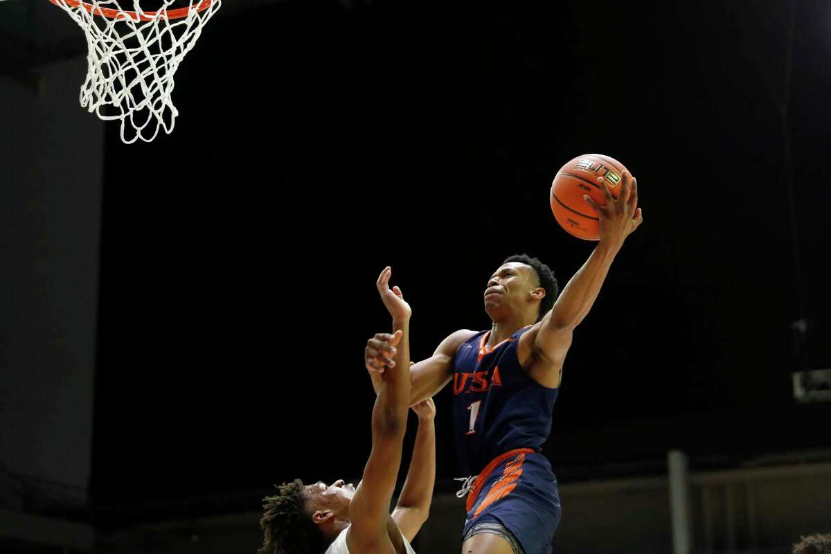 Buzzerbeater waved off as UTSA loses to Rice in opening round of