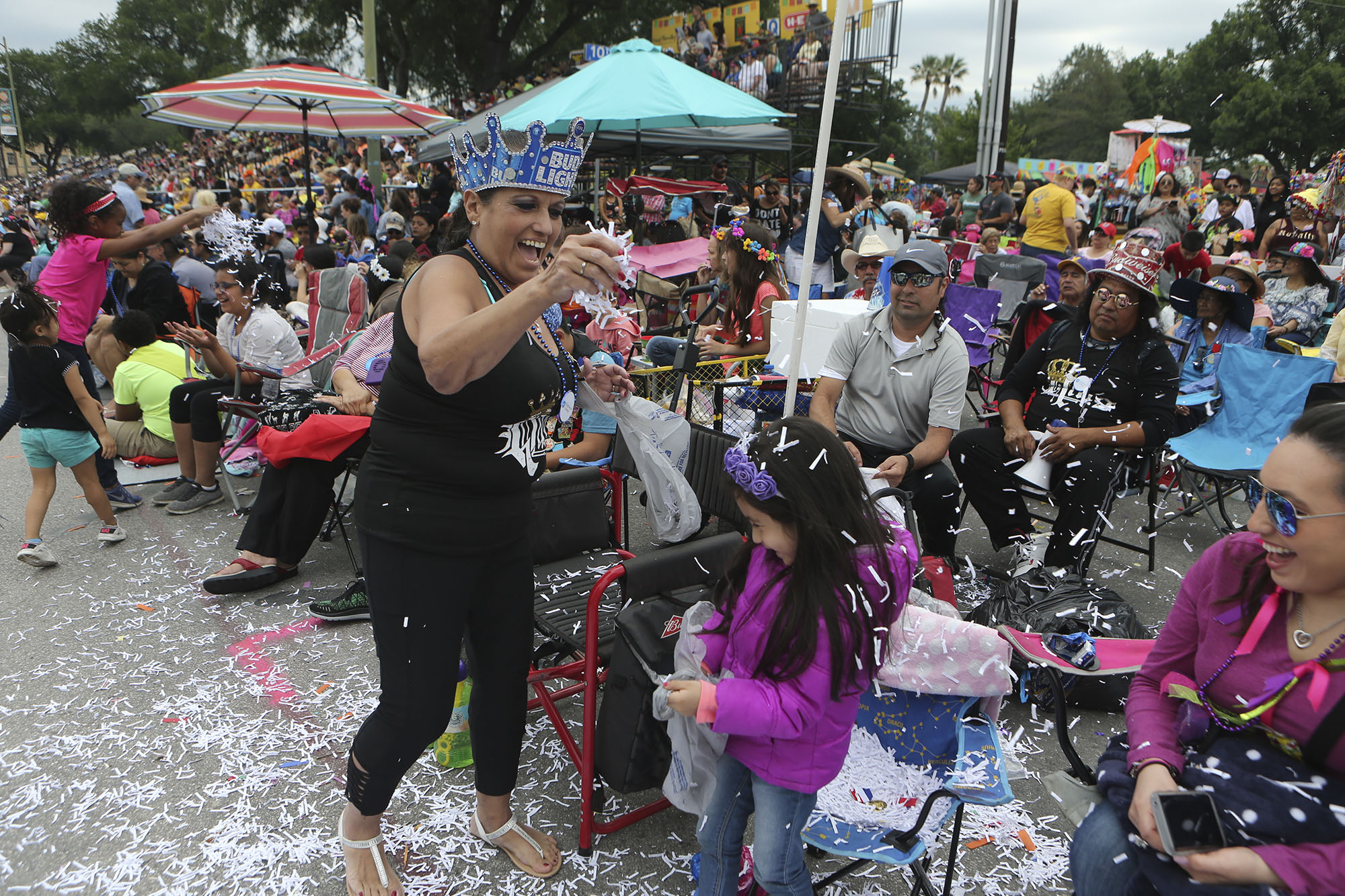 Fiesta FAQ for San Antonio Crowds, parking, parades