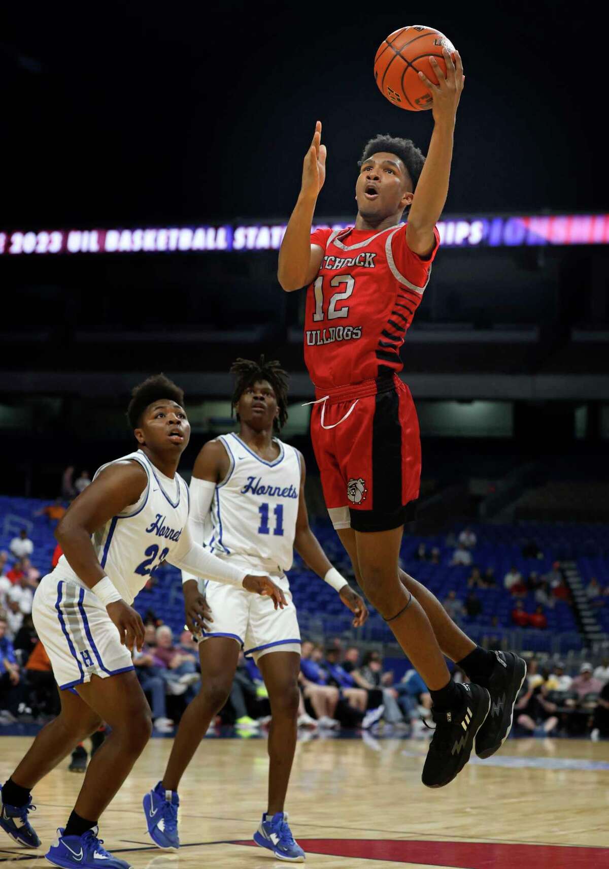 Boys basketball Hitchcock rolls past Hooks in state semifinals