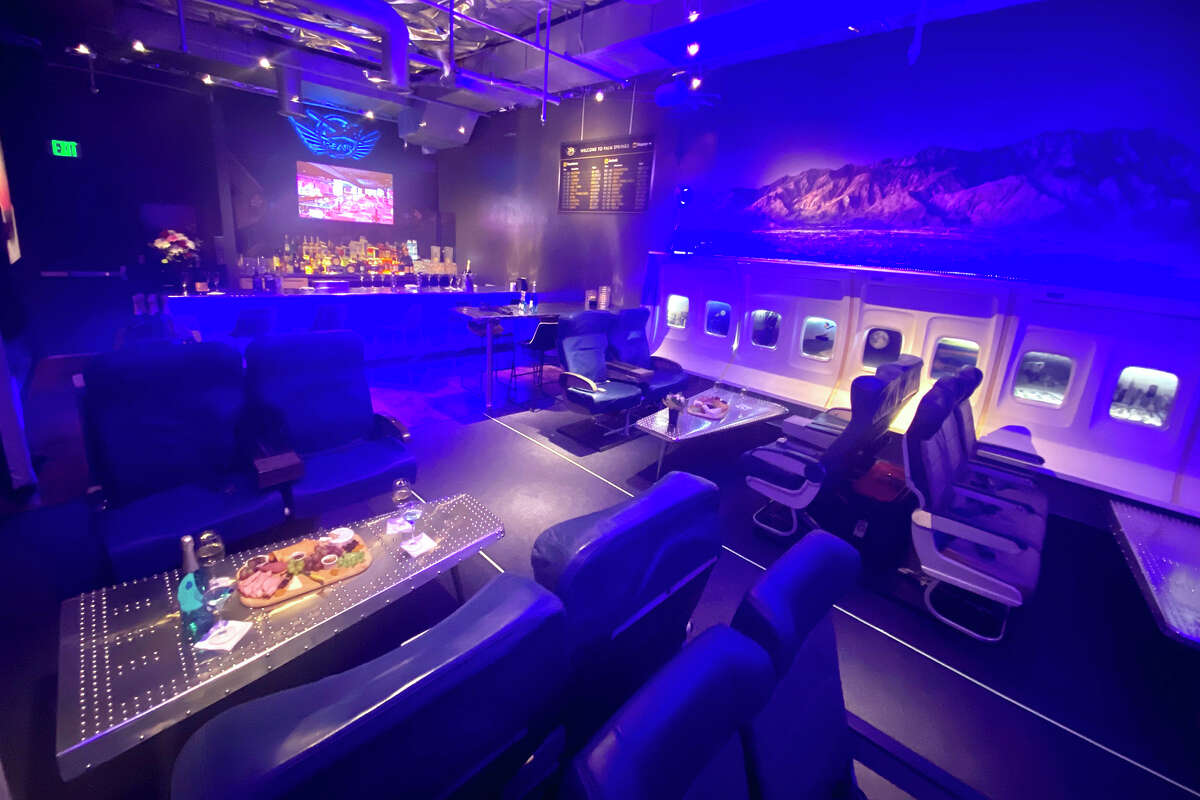 Catch a 'flight' inside this Palm Springs wine store's secret bar