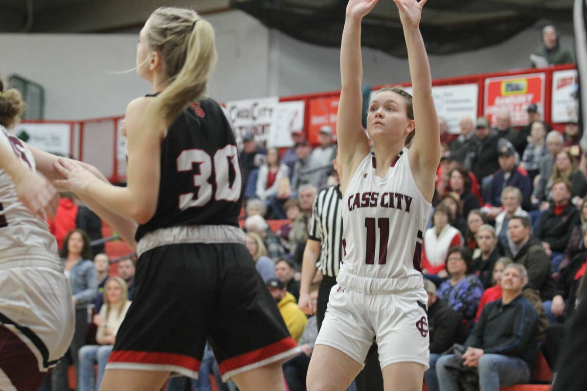 Sandusky basketball wins first regional over Cass City since 1999