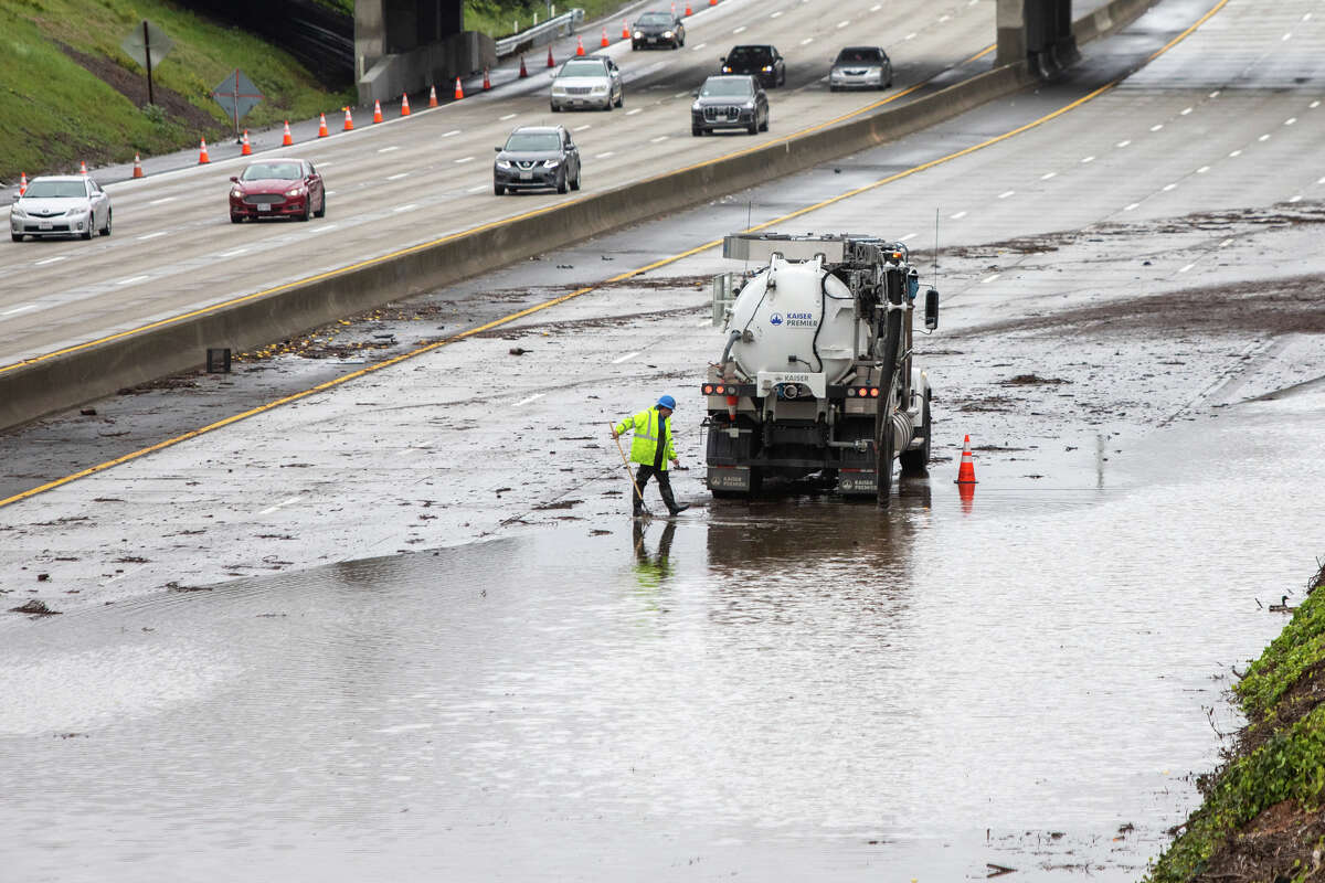 I-580 in Oakland reopens after flooding closure