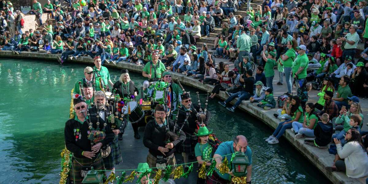 Preview St. Patrick's Day With This Pearl River Parade Photo