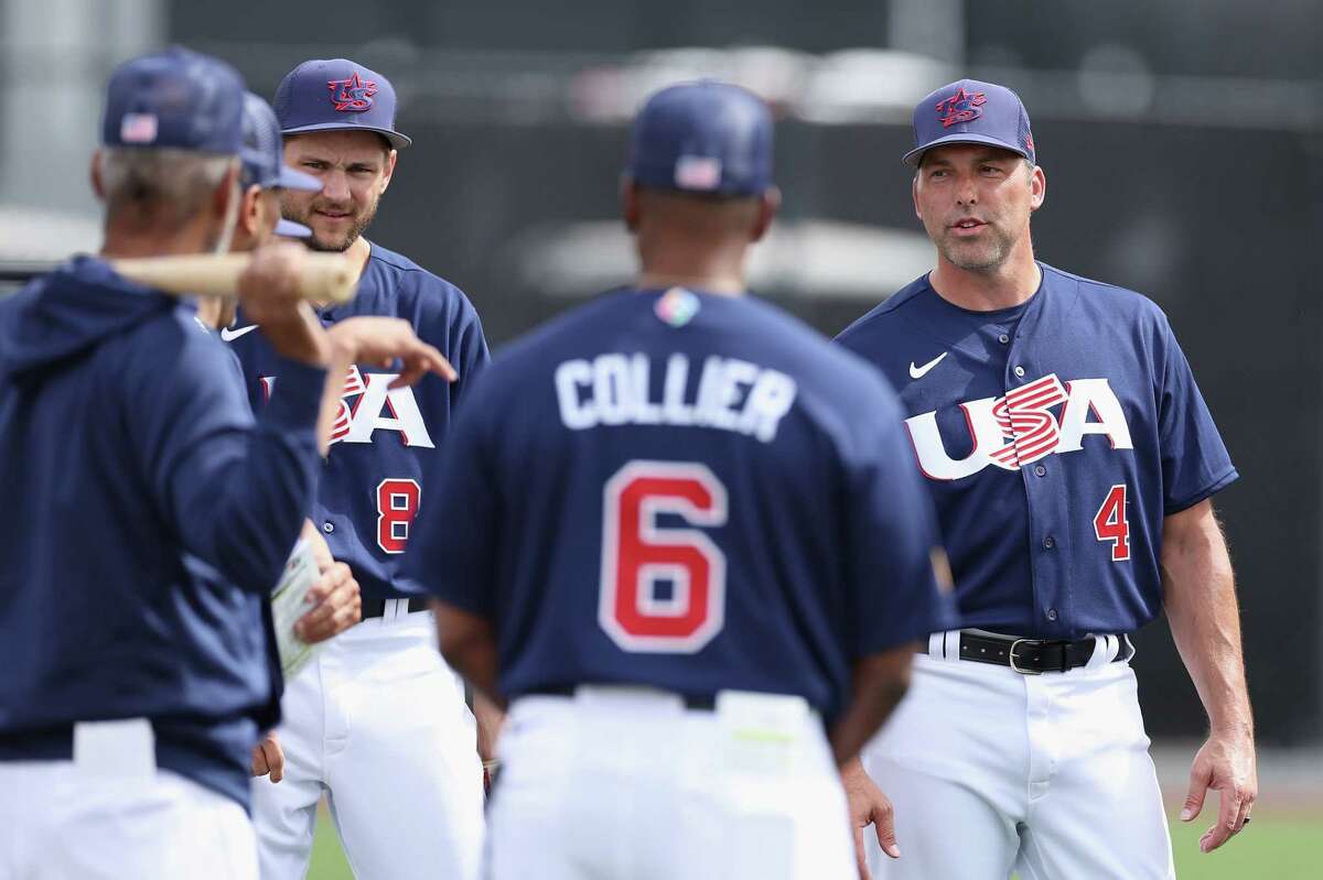 Mark DeRosa is leaning on his Giants experience as he manages Team USA.