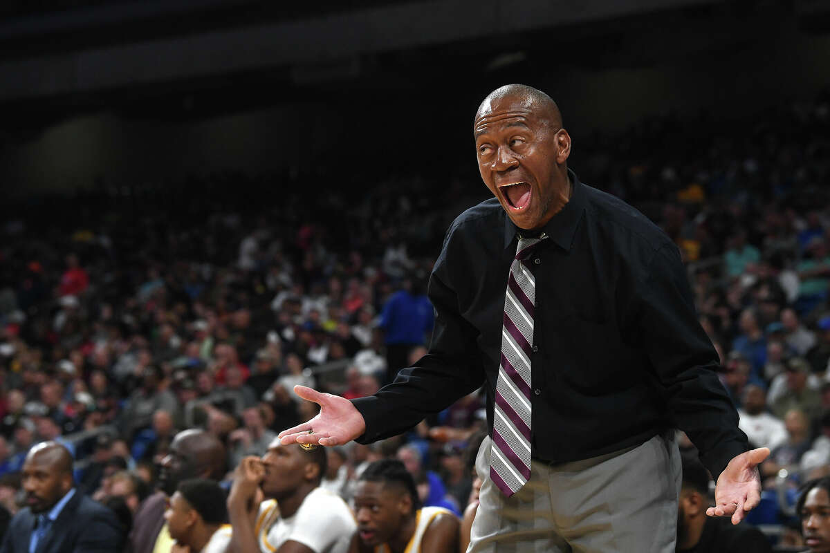 Coach David Green reacts to a referee call as Beaumont United takes on Brennan in the 6A state semi final at the Alamodome Friday. Photo made Friday, March 10, 2023 Kim Brent/Beaumont Enterprise