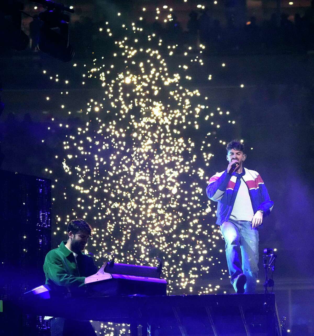 The Chainsmokers at Houston Rodeo 'I feel like Zach Bryan right now'