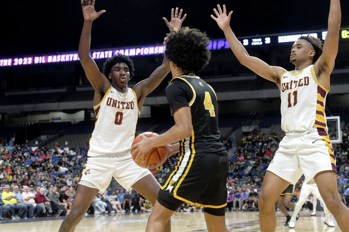 Beaumont United takes on Brennan in the 6A state semi final at the Alamodome Friday. Photo made Friday, March 10, 2023 Kim Brent/Beaumont Enterprise