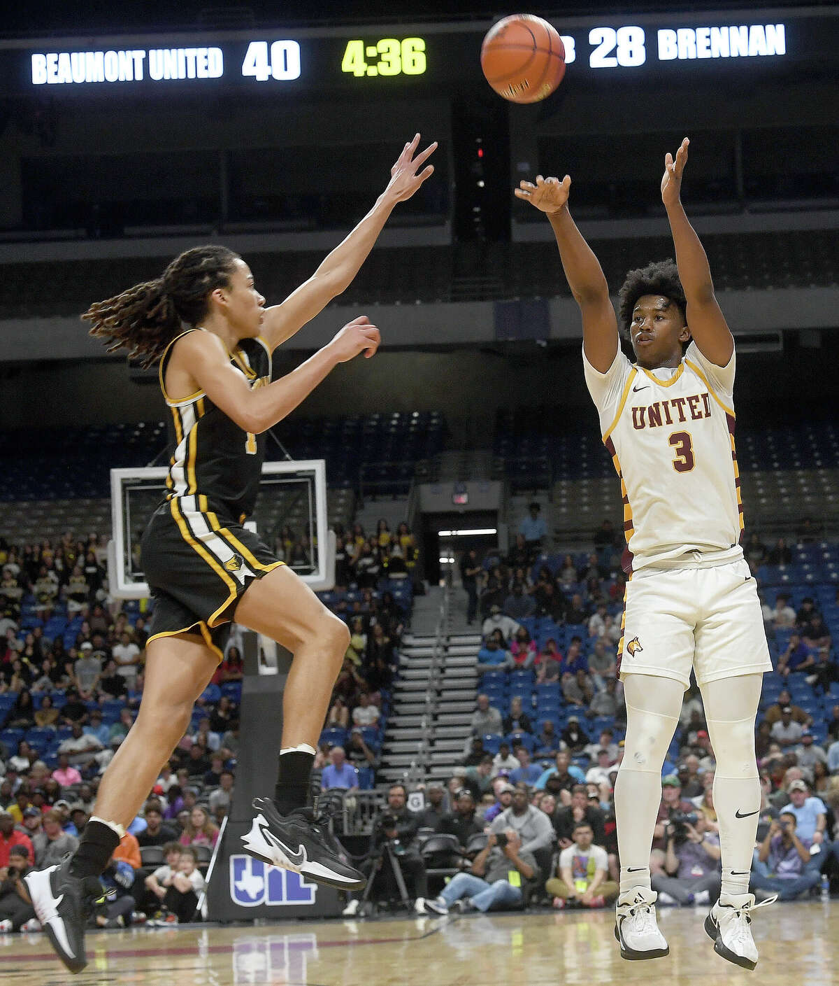 Beaumont United takes on Brennan in the 6A state semi final at the Alamodome Friday. Photo made Friday, March 10, 2023 Kim Brent/Beaumont Enterprise