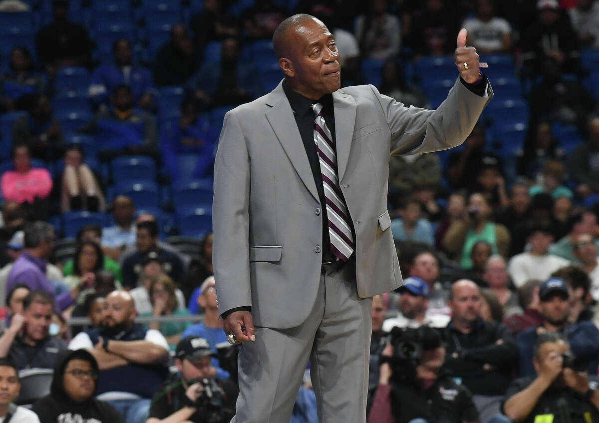 Coach David Green reacts as Beaumont United takes on Brennan in the 6A state semi final at the Alamodome Friday. Photo made Friday, March 10, 2023 Kim Brent/Beaumont Enterprise