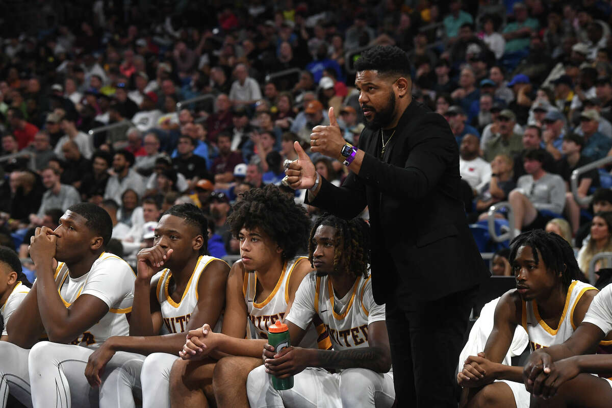 Beaumont United takes on Brennan in the 6A state semi final at the Alamodome Friday. Photo made Friday, March 10, 2023 Kim Brent/Beaumont Enterprise