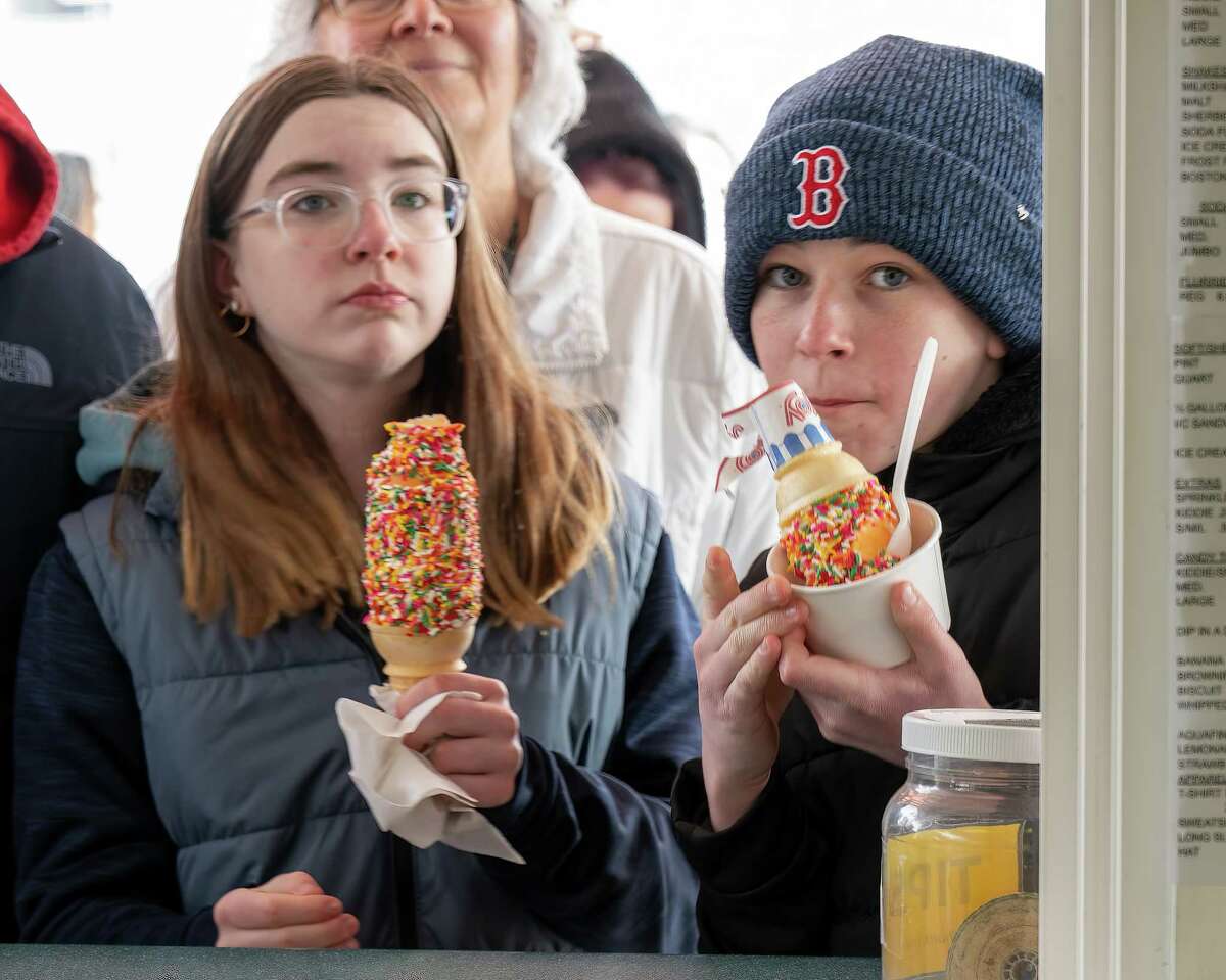 Photos Snow Man in Troy opens