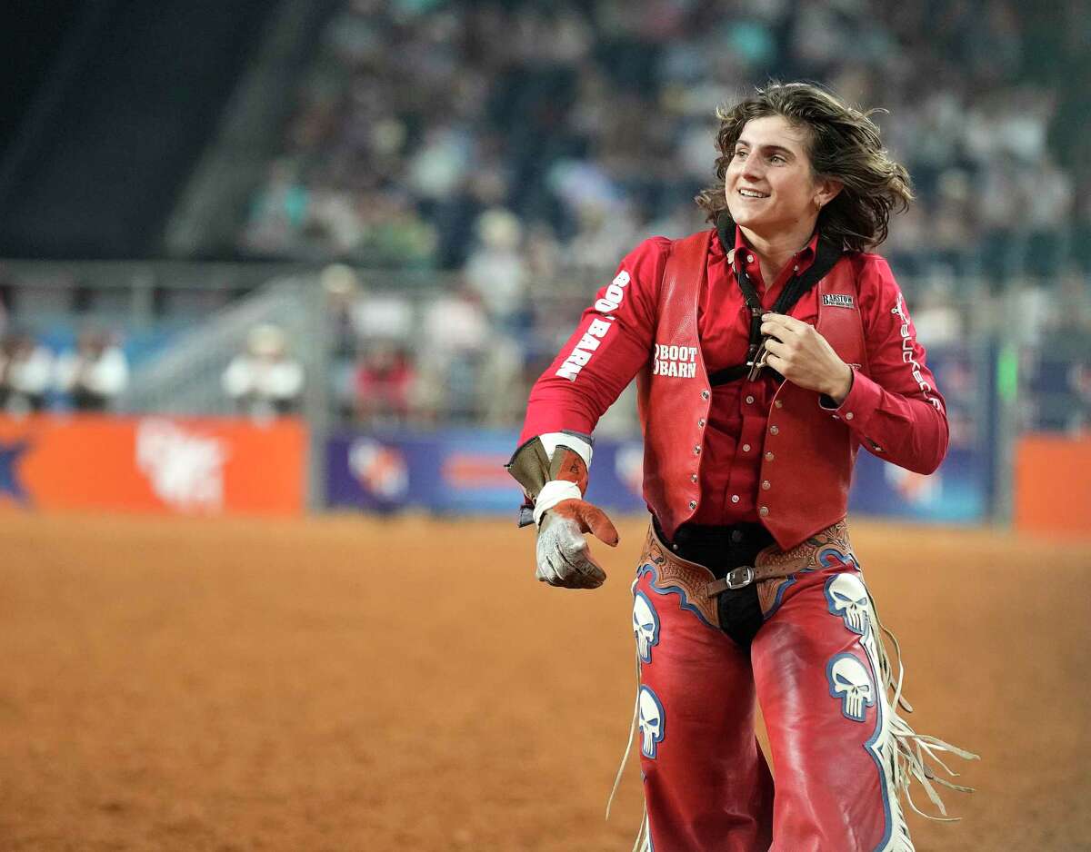 RodeoHouston Rocker Steiner advances to bareback semifinals