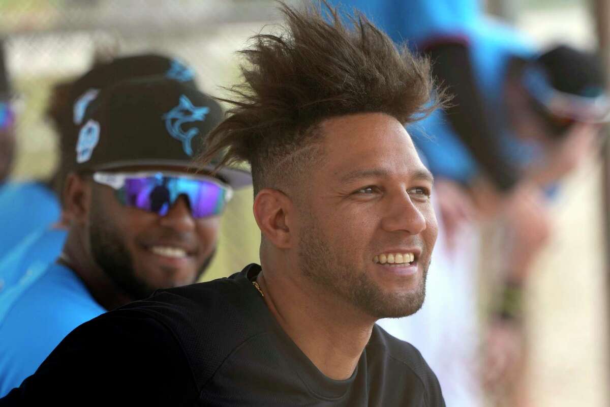 Yuli Gurriel's Instagram farewell message to Astros: 'We are familia