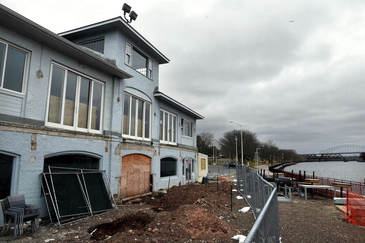 Middletown riverfront restaurant project renovations now at 5 million