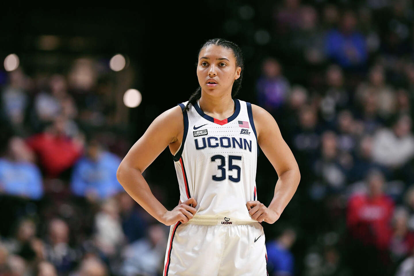 Azzi Fudd Remains Out For UConn Women's Basketball Team Vs. Minnestoa