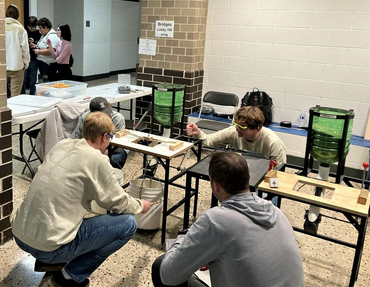 Manistee Science Olympiad team gearing up for regional tourney