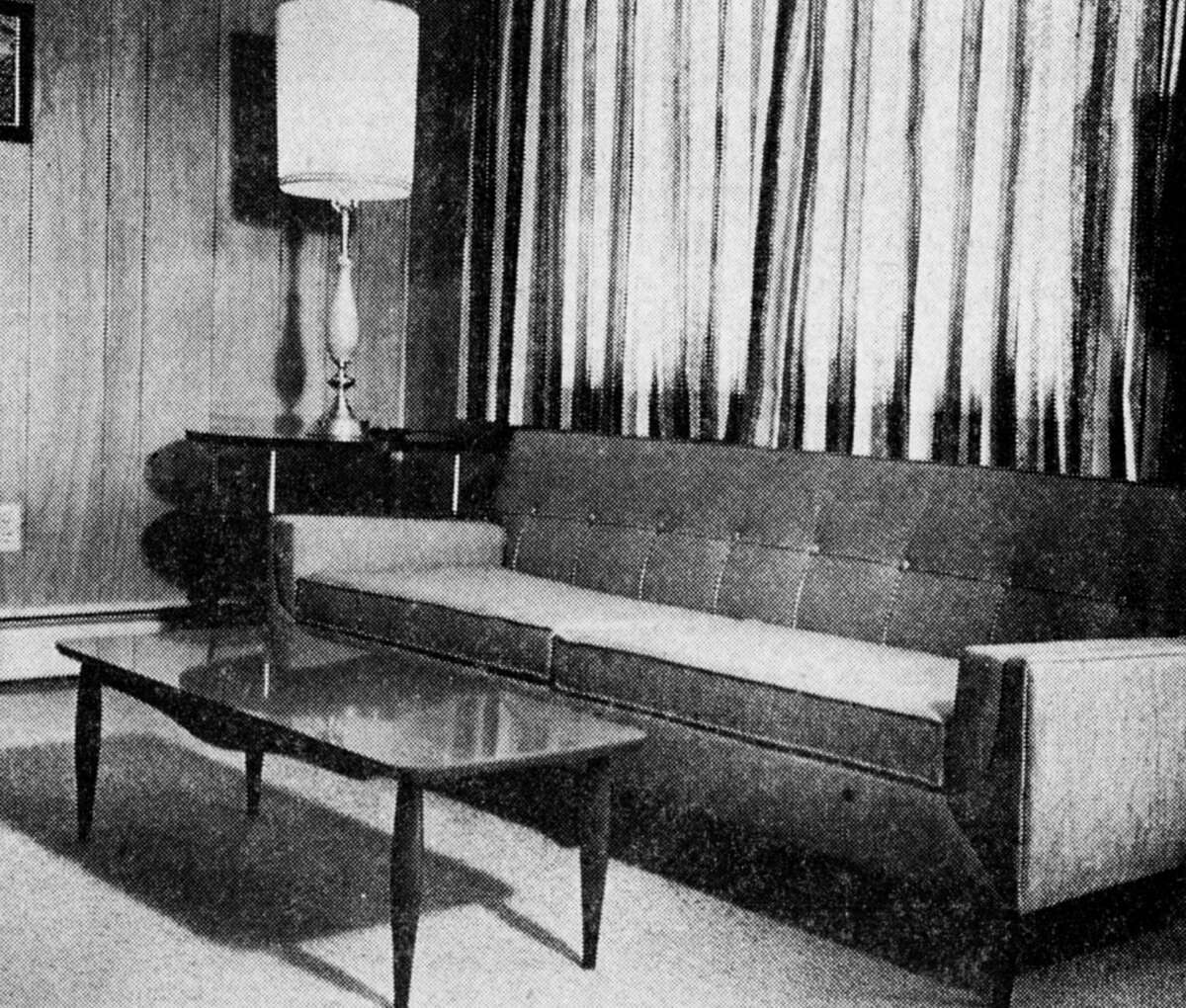 An interior view of the Oakwood Manor Apartments located in Oak Hill is shown. The photo was published in the News Advocate on March 15, 1963.