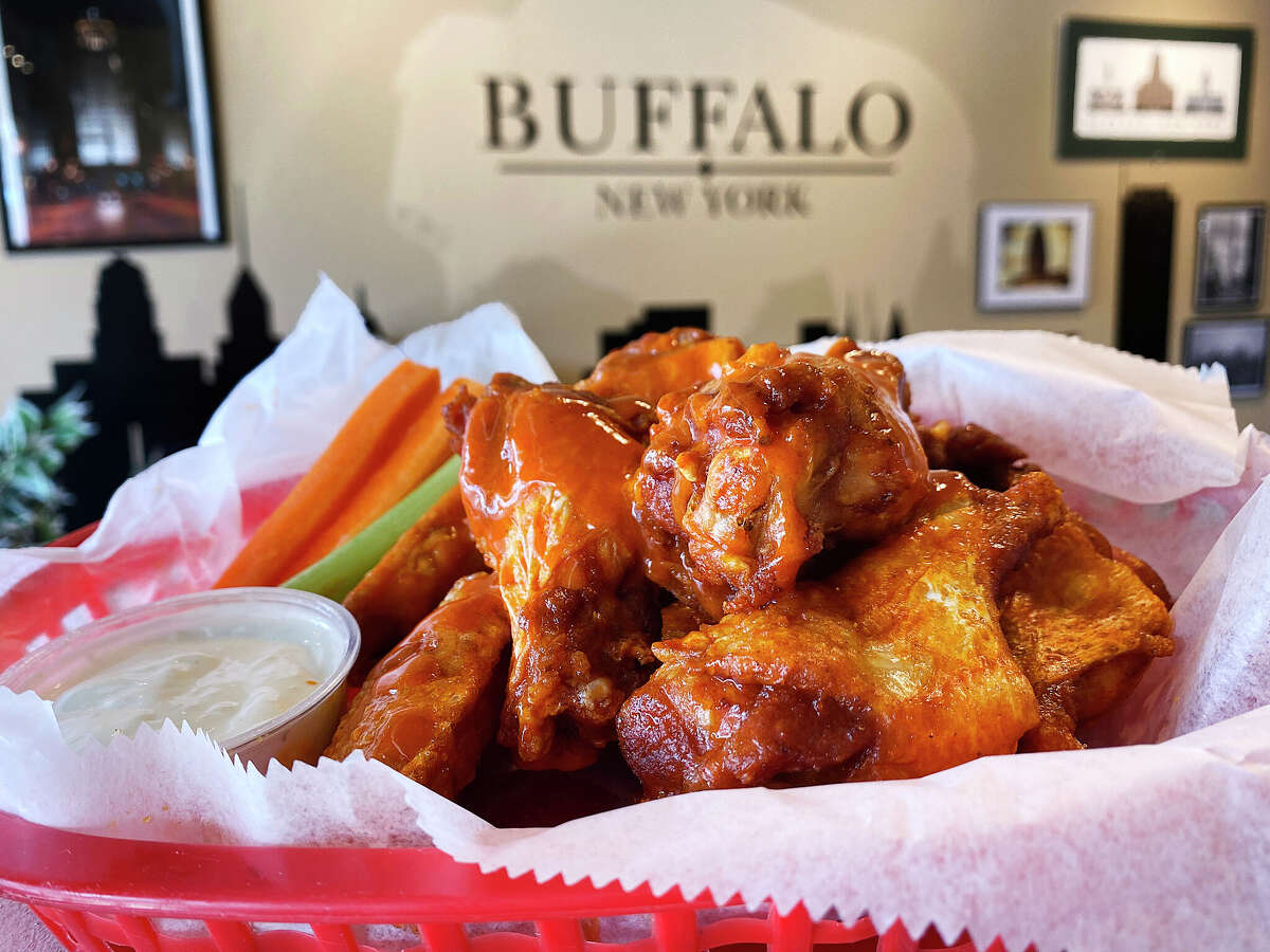 North Broadway has San Antonio's best pizza, sandwiches