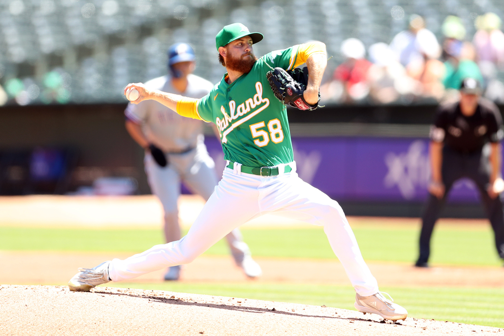 A's All-Star Paul Blackburn pitches for new ballpark  in Oakland