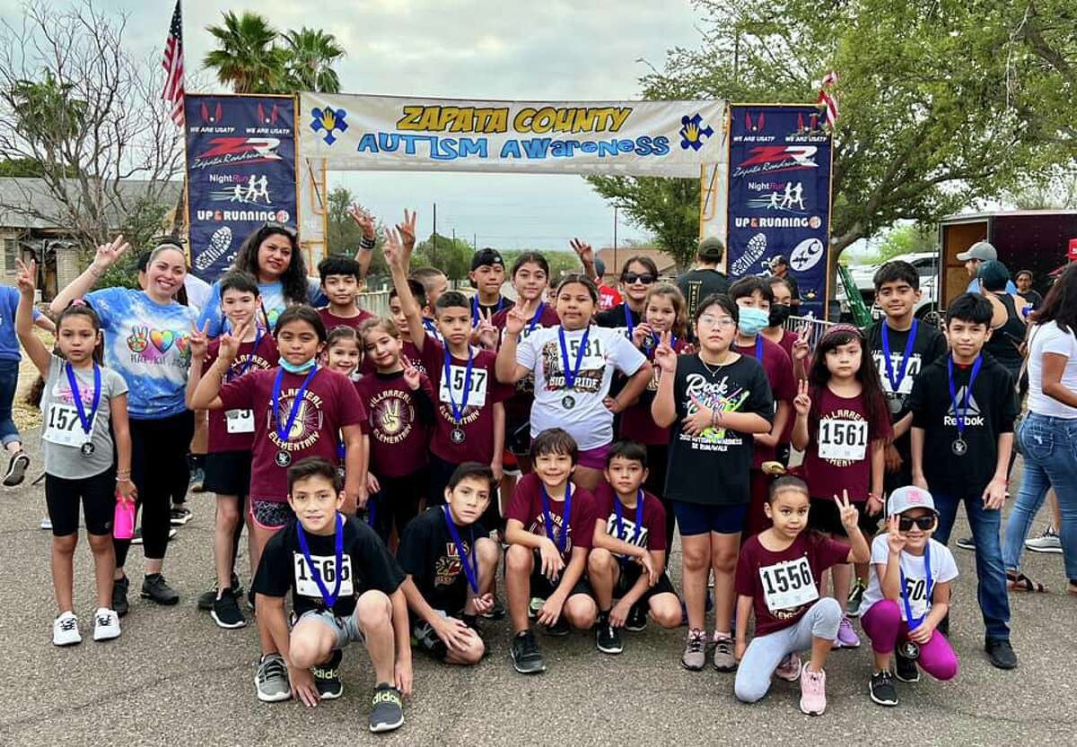 Students from Villarreal Elementary School participated in the 6th Annual Autism Awareness 5K Run-Walk on April 2, 2022.