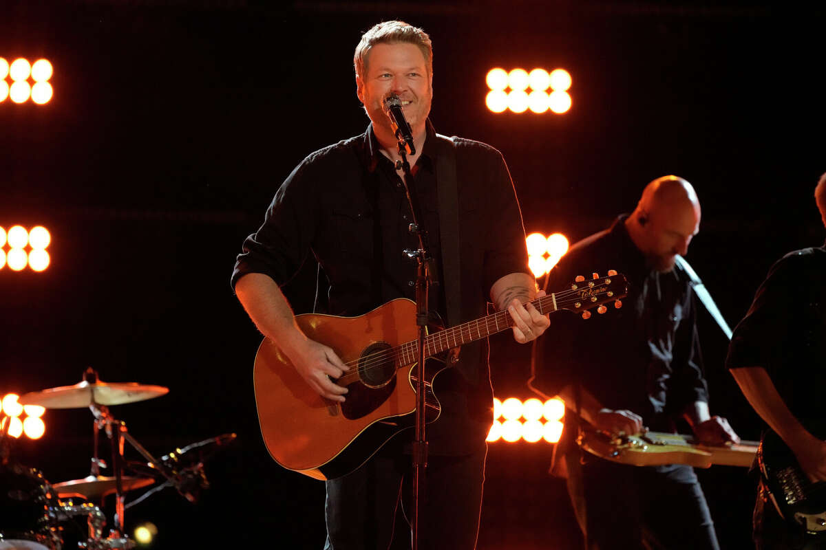 The Voice -- Live Semi-Final Top 8 Eliminations Episode 2219B -- Pictured: Blake Shelton 