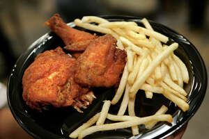 Guatemalan chicken chain fries up new Central Texas restaurant