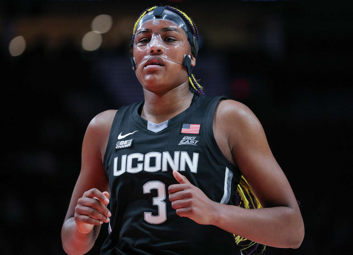 Ines Bettencourt - UConn Huskies Guard - ESPN