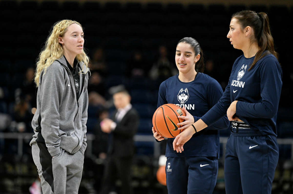 UConn women's basketball star Paige Bueckers does pregame warm-ups, but  won't play Wednesday night