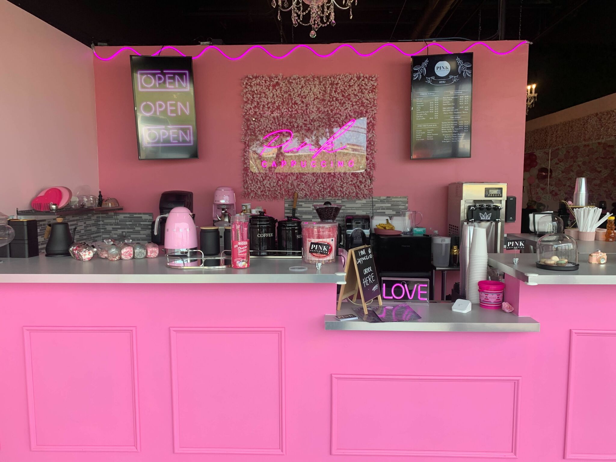 Pink cafe bar!  Pink cafe, Girly decor, Coffee bar design