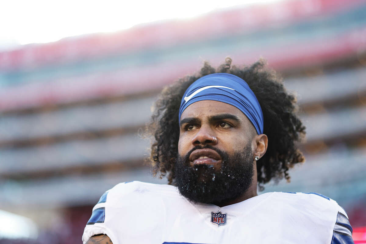Ezekiel Elliott of the Dallas Cowboys looks on prior to an NFL divisional round playoff football game between the San Francisco 49ers and the Dallas Cowboys at Levi's Stadium on January 22, 2023 in Santa Clara, California.